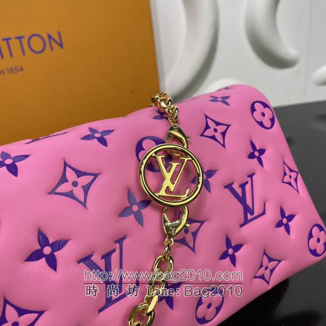 Louis Vuitton新款女包 M80745 路易威登Pochette Coussin链条包 Monogram压纹绵羊皮LV小挎包  ydh4171